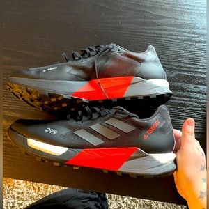 Terrax size 11 brand new originally 150$ shoes men’s size. One of a kind. 🥵🥵